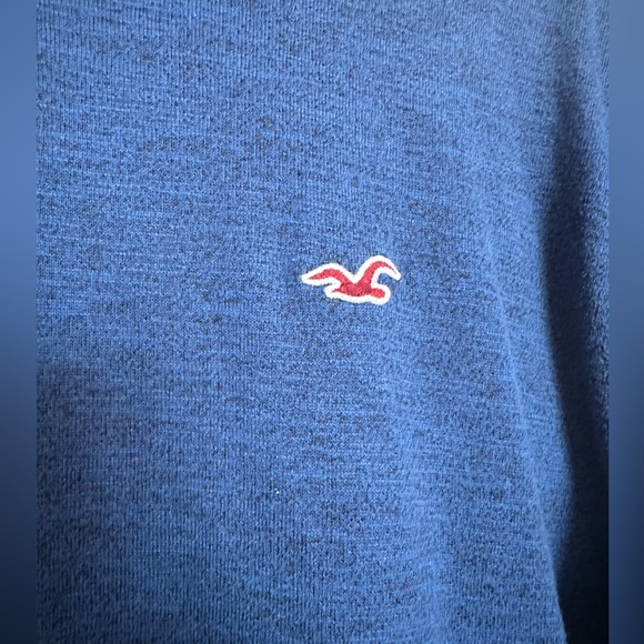 Hollister Blue Long-Sleeve - Picture 4 of 4